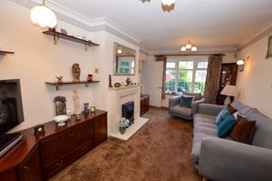 Lounge- click for photo gallery